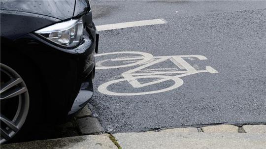 Laut einer neuen Umfrage hält eine Mehrheit der Bevölkerung Investitionen in die Verkehrsinfrastruktur für notwendig.