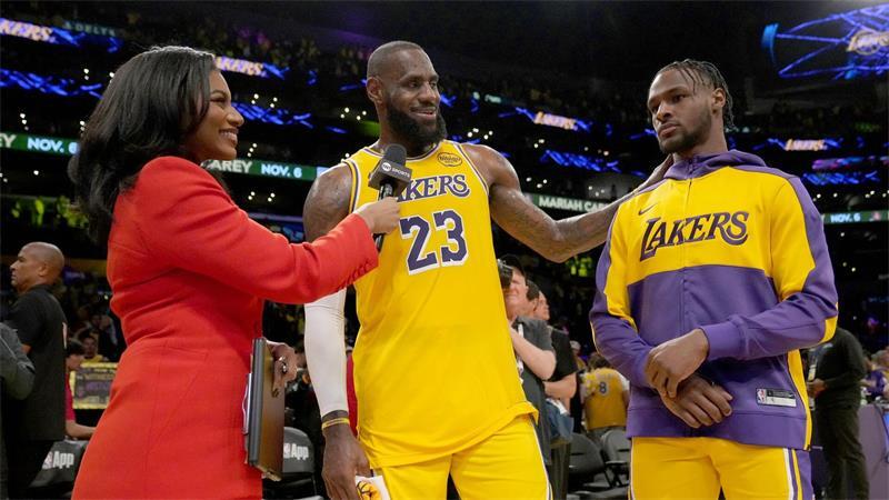 Warum Basketball-König James auf 100 Millionen verzichtet LeBron und Bronny James schrieben NBA-Geschichte. (Archivbild)