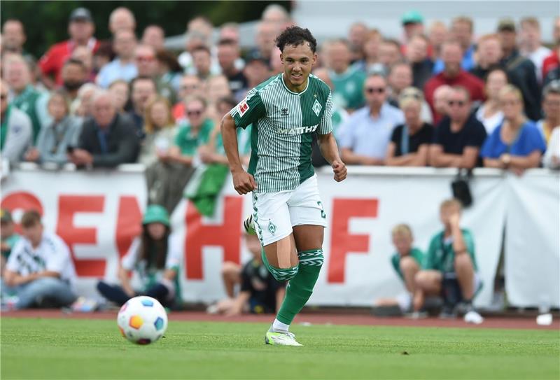 Werder stellt Flop-Einkauf frei Lee Buchanan kam im vergangenen Juli an die Weser. Foto: dpa