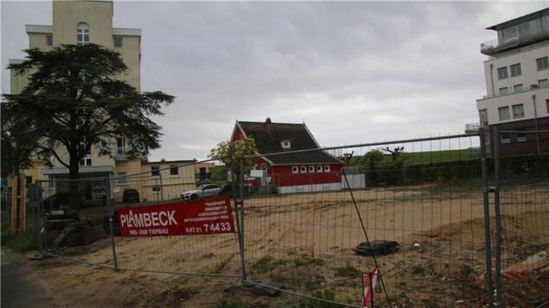 Neue Ferienwohnungen – Nordsee-Anwohner schalten Anwalt ein Leergeräumtes Baugrundstück an der Prinzessinnentrift.