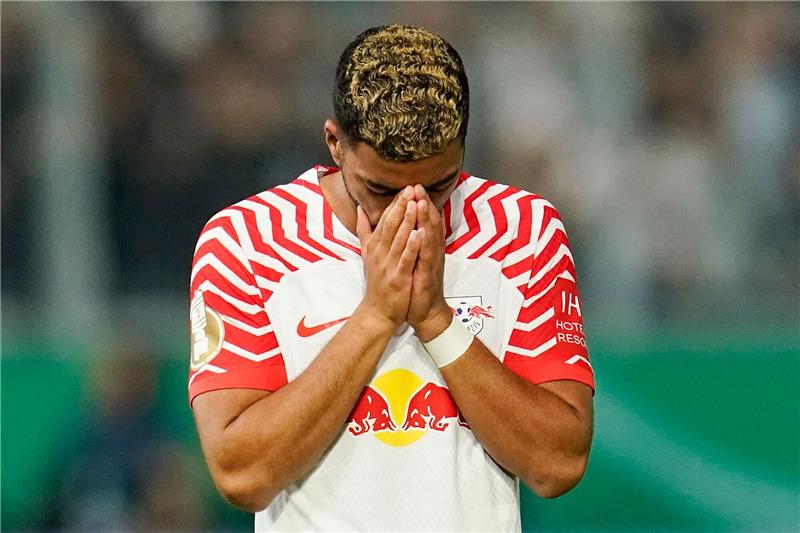 Leipziger Henrichs fällt gegen City aus Leipzig muss auf Benjamin Henrichs verzichten.