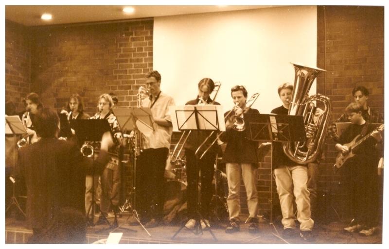Leiter Frank Münter und die Vincents Bigband im Jahr 1998.