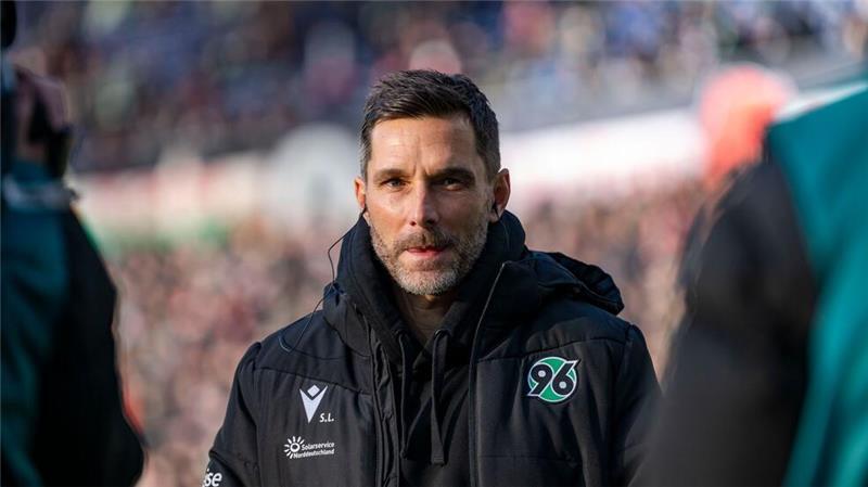 Nach Fiél-Aus: Stefan Leitl ist neuer Hertha-Trainer Leitl soll die Berliner stabilisieren.
