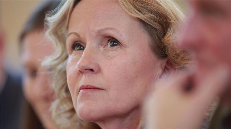 Lemke will sich ein Bild davon machen, wie das frühere Erkundungsbergwerk endgültig zugeschüttet wird. (Archivbild)