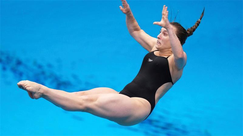 Lena Hentschel  gewinnt mit Synchron-Partner Luis Avila Sanchez gewinnt sie bei der EM Bronze.