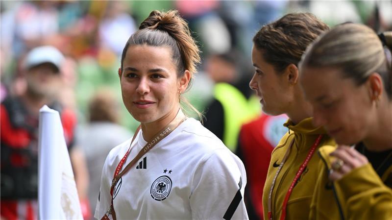 Lena Oberdorf glaubt fest an den Finaleinzug der deutschen Fußballerinnen. 