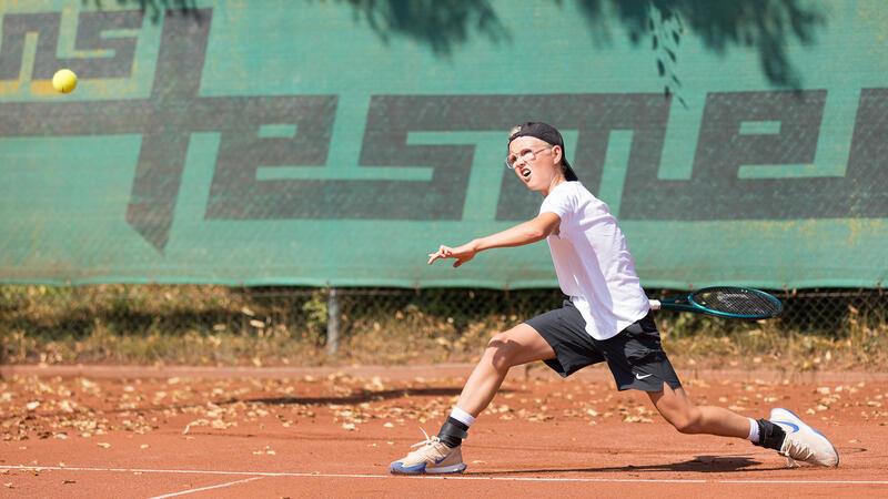 Lennart Wilhelmi gilt als technisch starker und athletischer Spieler.