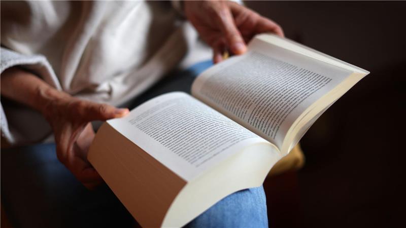 Buchclubs boomen - Lesen als Gemeinschaftsgefühl Lesen dient vielen im digitalen Zeitalter auch zur Entschleunigung. (Symbolbild)