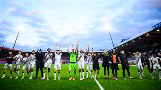 Leverkusen blieb zum 32. Mal in Serie ungeschlagen.