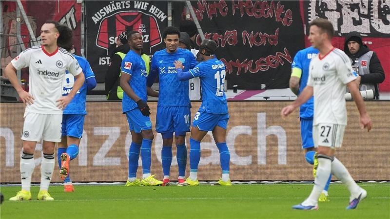 Eintracht verliert auch letztes Spiel vor Riera-Start Leverkusen jubelt in Frankfurt.