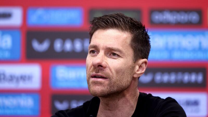Keine Eintagsfliege: „Xabi I.“ hebt Bayer in neue Sphären Leverkusens Trainer Xabi Alonso hat mit seiner Mannschaft Historisches vollbracht.