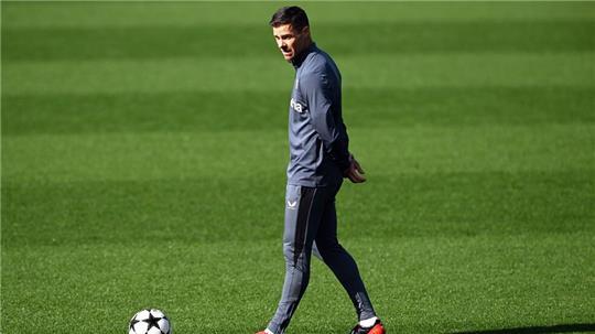 Leverkusens Trainer Xabi Alonso mahnt sein Team gegen Milan zur Geduld.