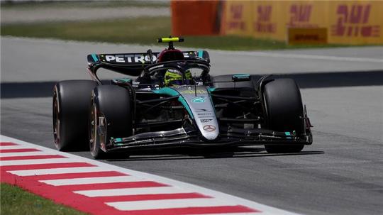 Lewis Hamilton fuhr am ersten Trainingstag in Barcelona die schnellste Runde.