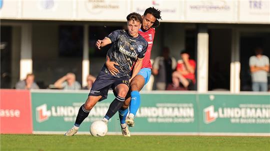 Liam Giwah spielt bisher eine ganz starke Saison. Gegen Werders Offensivpower wird der Innenverteidiger einen harten Job haben.