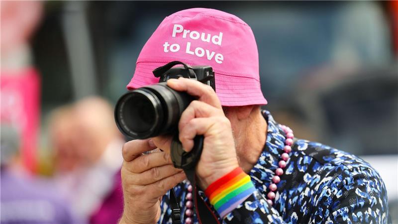 Rekord: 260.000 Menschen feiern bei CSD-Demo in Hamburg Liebe doch wen du willst: CSD in Hamburg
