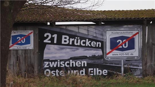 Lieber sanieren statt neue Brücken zu bauen, ist die Maxime der Inititativen gegen die A20. Der Bund hat jetzt zwei Teilstücke der Autobahn zum Bauen freigegeben.