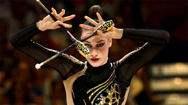 Gymnastik-Star Varfolomeev holt WM-Gold im Mehrkampf Lieferte eine überragende Keulen-Übung ab: Darja Varfolomeev.