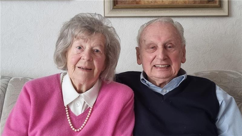 Lieselotte und Werner Kohrs feiern dieses Jahr ihre Gnadenhochzeit - und geben sich ein zweites Mal das Jawort.
