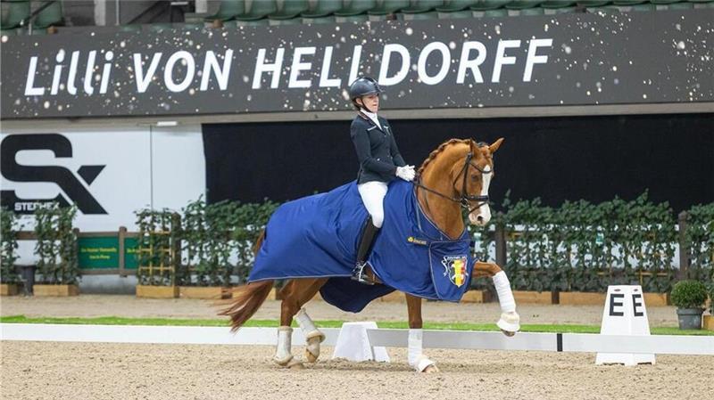 Reiterin mit Herz: Lilli von Helldorff erhält besondere Auszeichnung Lilli mit Tropensonne, ihrem Childrenpferd in Lier, Belgien.