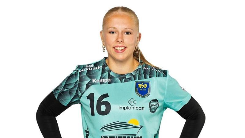 Lina Steinecke spielte bisher nicht nur für den Buxtehuder SV, sondern auch für den Nachwuchs des DHB.