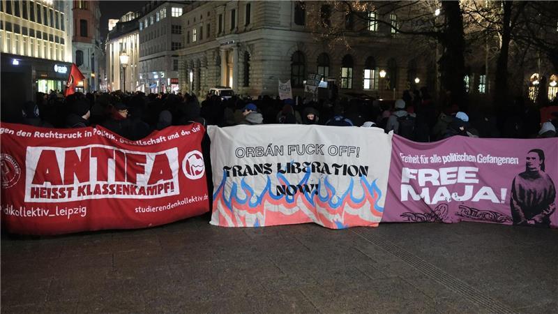 Linke Kundgebung im Stadtzentrum von Leipzig.