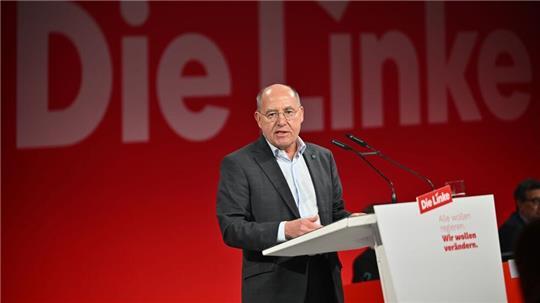 Linken-Politiker Gregor Gysi verfolgt sowohl den 1. FC Union Berlin als auch den FC St. Pauli.