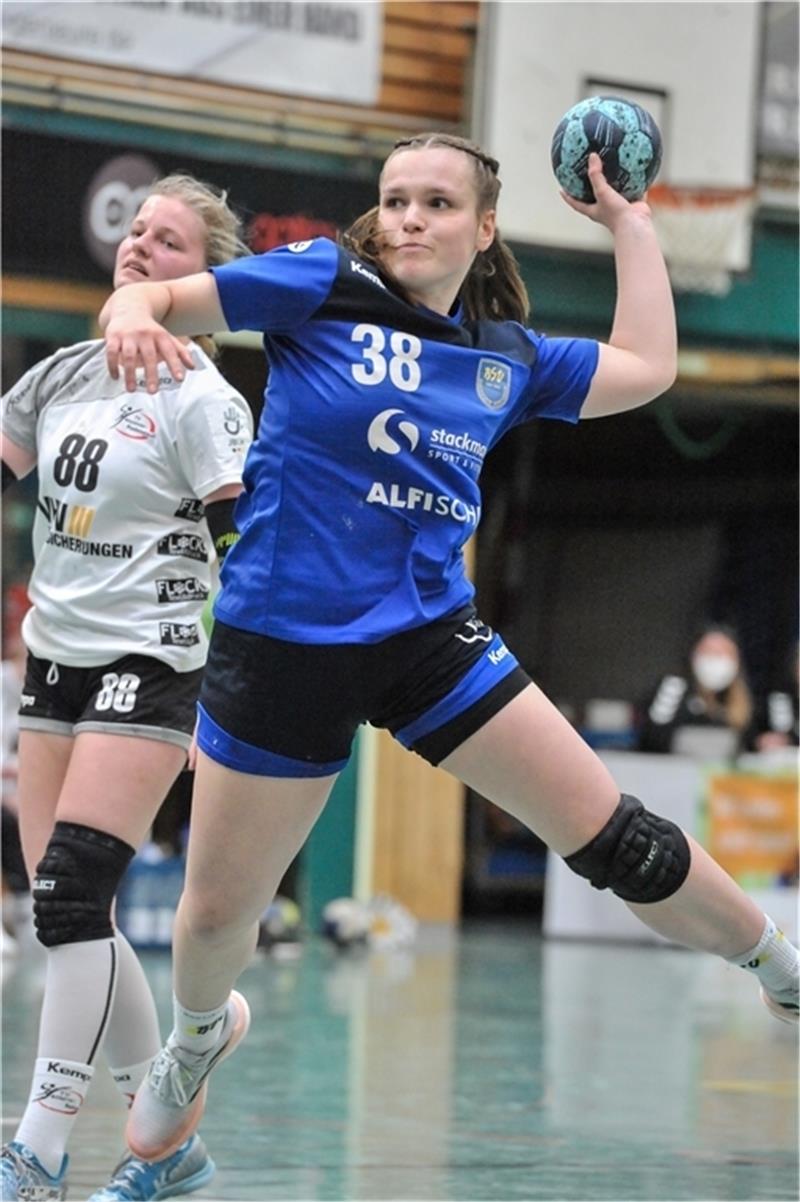 Linkshänderin Luisa Hinrichs.