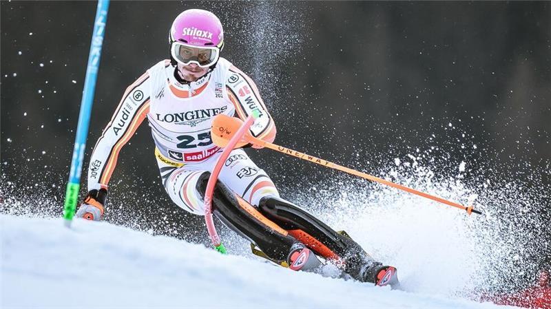 Vom Sofa in die Top Ten: Wilder Ritt für deutsches Ski-Duo Linus Straßer holte im Slalom auf - für eine deutsche Medaille reichte es aber nicht mehr.