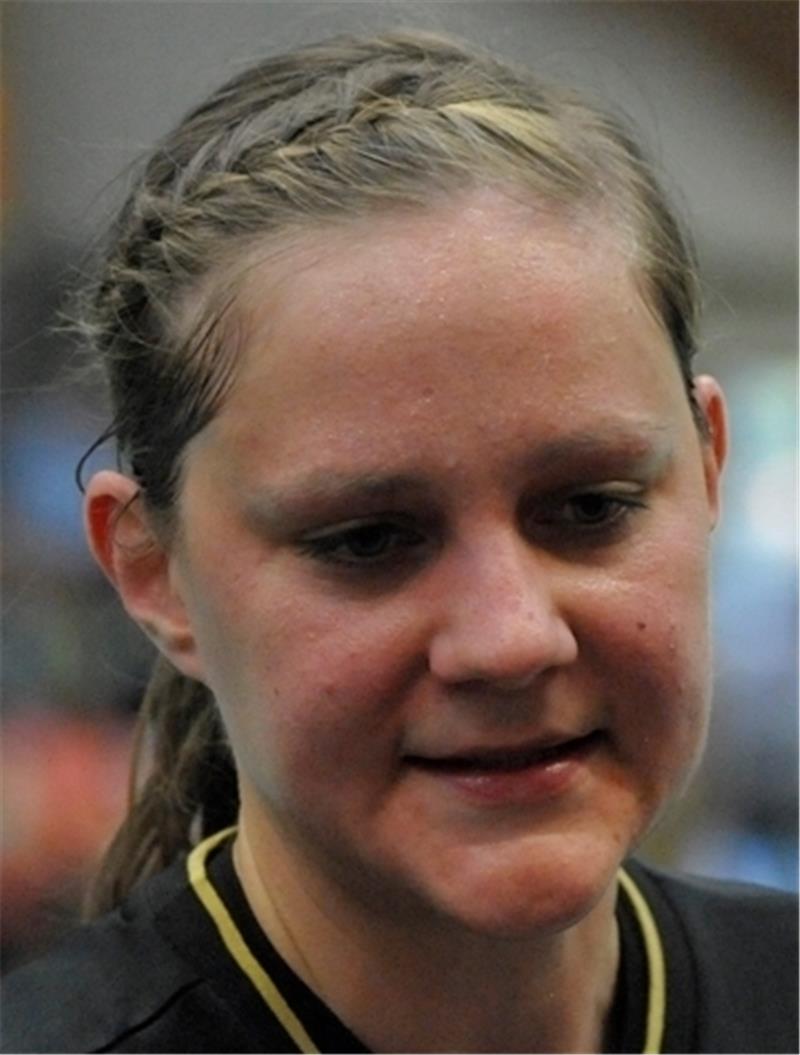 Lisa Prior .