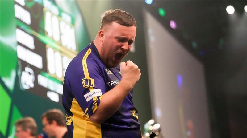Fäuste und Tränen: Littler mit 17 Jahren Darts-Weltmeister Littler krönt seine Saison mit dem WM-Titel.