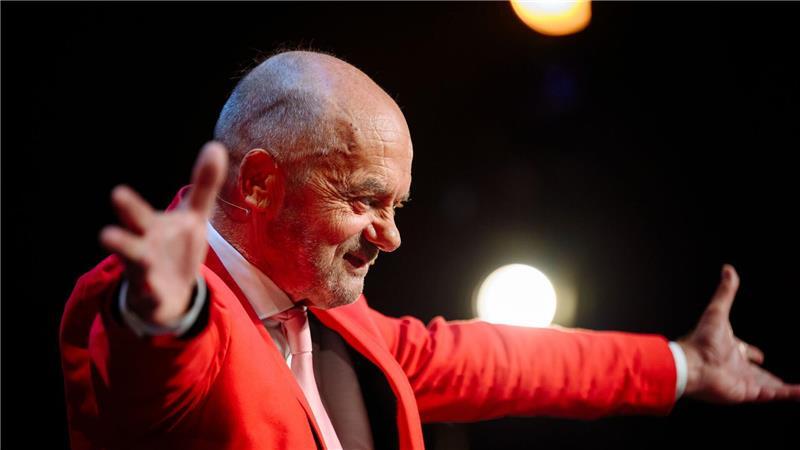 Littmann ist Theaterchef, Schauspieler und Regisseur. 