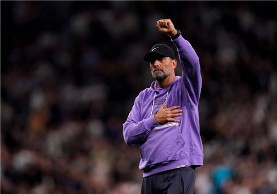 Liverpool-Coach Jürgen Klopp spricht seinem Team trotz der Niederlage ein großes Lob aus.