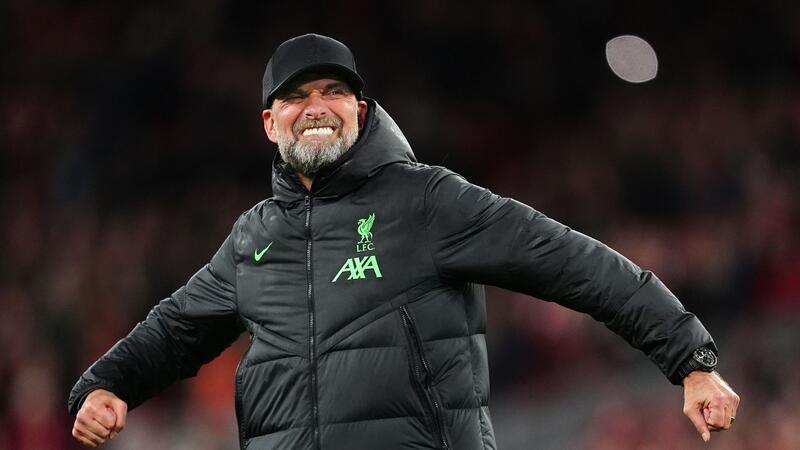 Klopp witzelt nach Arbeitssieg über sein Spanisch Liverpools Trainer Jürgen Klopp jubelt nach dem Sieg gegen Sheffield United.
