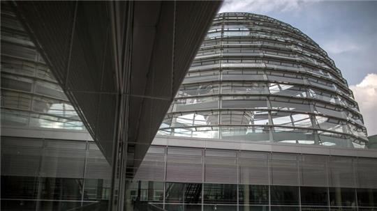 Lobbyisten müssen nun auch angeben, wenn sie nicht die Interessen ihres eigentlichen Auftraggebers vertreten, sondern die einer dritten Seite.