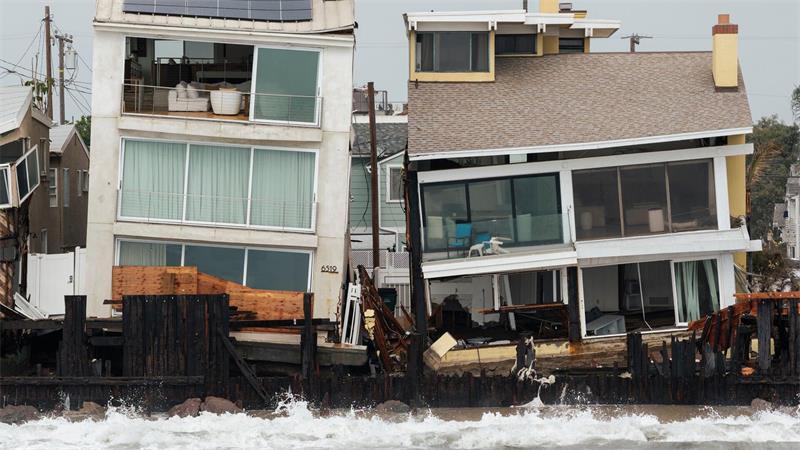 Long Beach (Kalifornien): Sturmspuren an der Küste – Häuser nach Tropensturm Rachel beschädigt