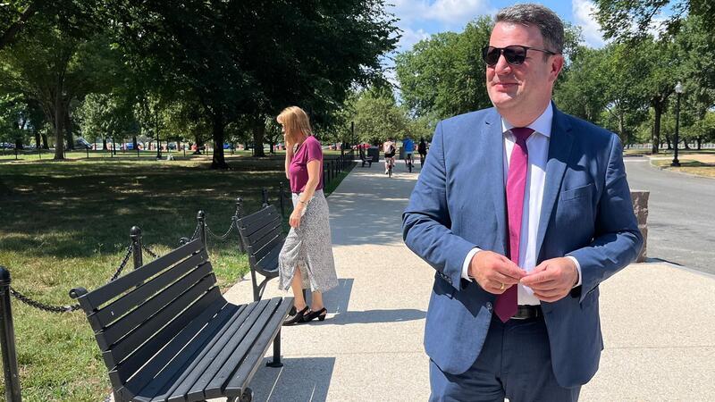 Deutsches Aufatmen nach Bidens Paukenschlag Lotet in Washington die US-Lage aus: Hubertus Heil.
