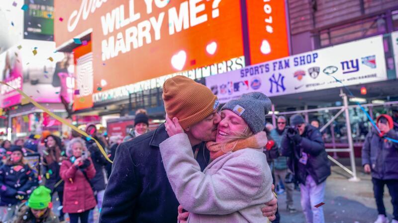 „Love in Times Square“ Veranstaltung zum Valentinstag in New York.