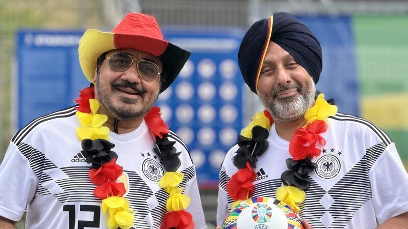 Singende Taxifahrer Lovely und Monty: „Haben viel Liebe von den Deutschen erfahren“ Lovely und Monty.