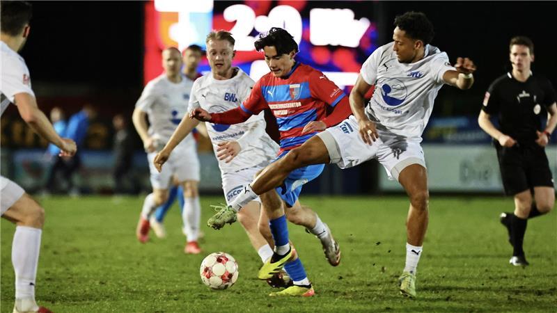 Luca Daginnus erzielt bei seinem Startelfdebüt sein erstes Regionalligator.