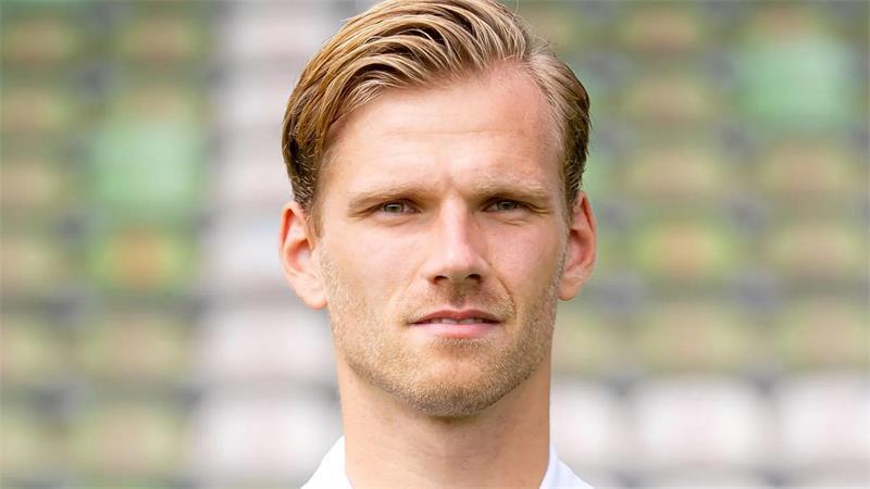 D/A holt noch mehr Drittligaerfahrung: Naturbursche verstärkt Defensive Luca Menke (26).