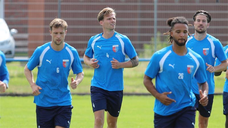 D/A das zweite Elversberg? Parallelen zum Bundesligaaufsteiger Luca Menke spielte zwei Jahre lang für den SV Elversberg.