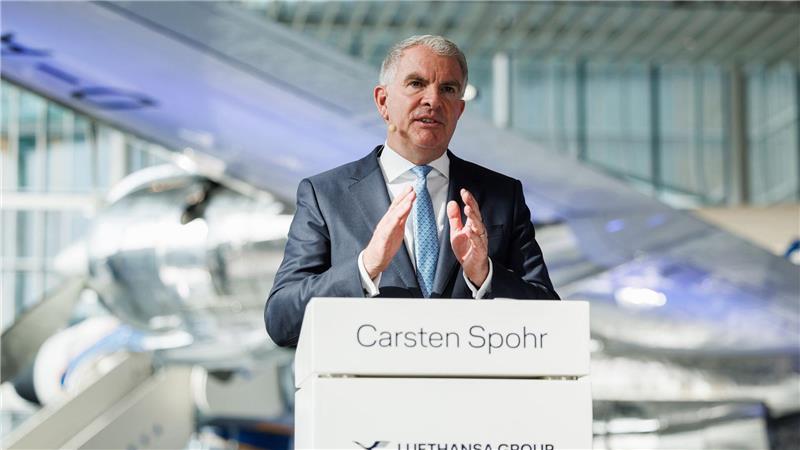 Lufthansa wittert neben Risiken auch Chancen aus Nahostkrise Lufthansa-Chef Carsten Spohr sieht trotz Nahostkrise Chancen.