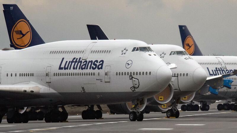 Lufthansa zurück auf Rekordkurs - Flugtickets bleiben teuer Lufthansa könnte erstmals wieder das Ergebnis aus dem Vor-Corona-Sommer 2019 übertroffen.