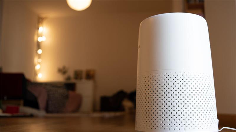 Feinstaub: Darum ist die Luft derzeit so schlecht – und für wen was folgt Luftreiniger können etwa die Pollenbelastung in der Wohnung verringern.