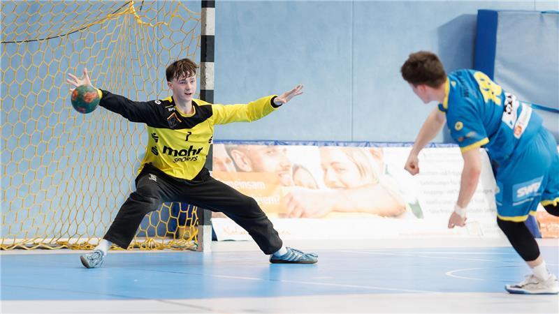 Horneburgs Halle bebt: Mit einem Sieg ins Rückspiel um den DHB-Pokal Luis Prochaska hielt im Tor des VfL Horneburg in der entscheidenden Phase den Vorsprung fest, unter anderem einen Siebenmeter in der umkämpften Schlussphase.