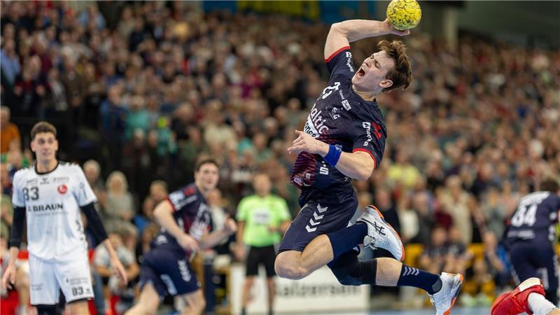Kreisläufer Jörgensen verlässt Flensburg Richtung Veszprem Lukas Jörgensen wird Flensburg im Sommer 2026 verlassen.