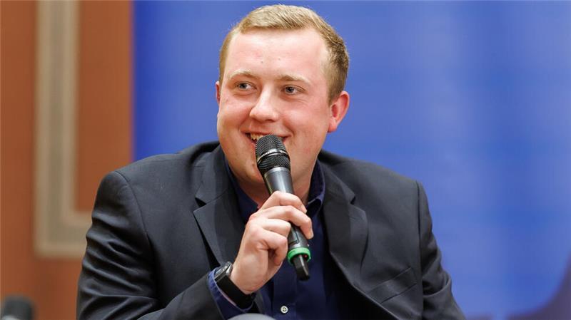 Lukas Klinge engagiert sich ehrenamtlich beim Stader Luftsportverein.