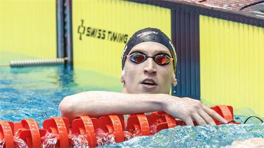 Lukas Märtens war Startschwimmer der 4x200 Meter Freistil-Staffel, die Silber bei der EM gewann. (Archivbild)
