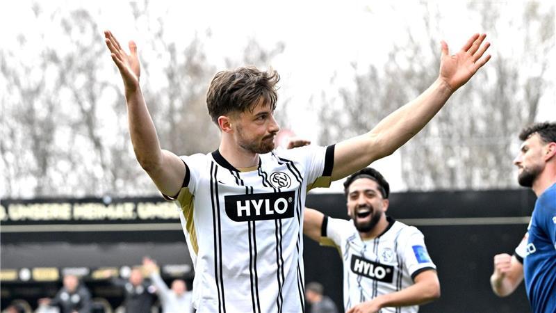 Lukas Petkov erzielte gegen Bielefeld zwei Tore.