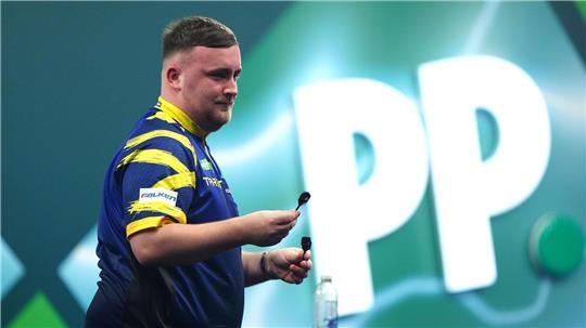 Luke Littler musste sich als Kind einer Operation an den Augen unterziehen. (Archivbild)